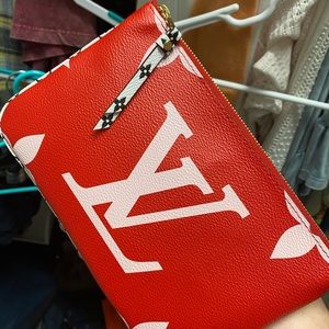 NEW Louis Vuitton Double Zip Pochette Summer 2019